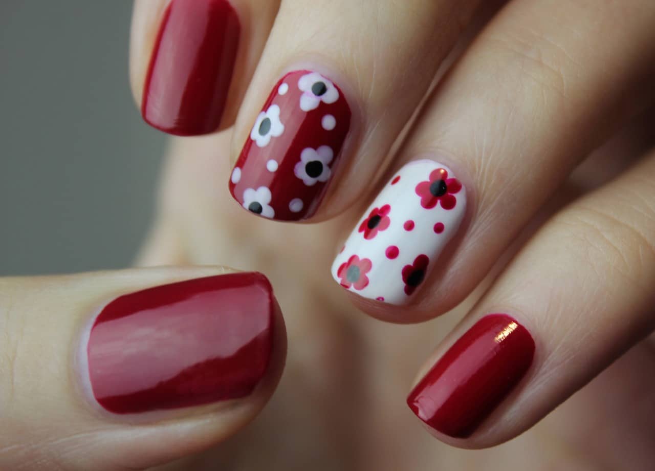 Best nail salon markham prices