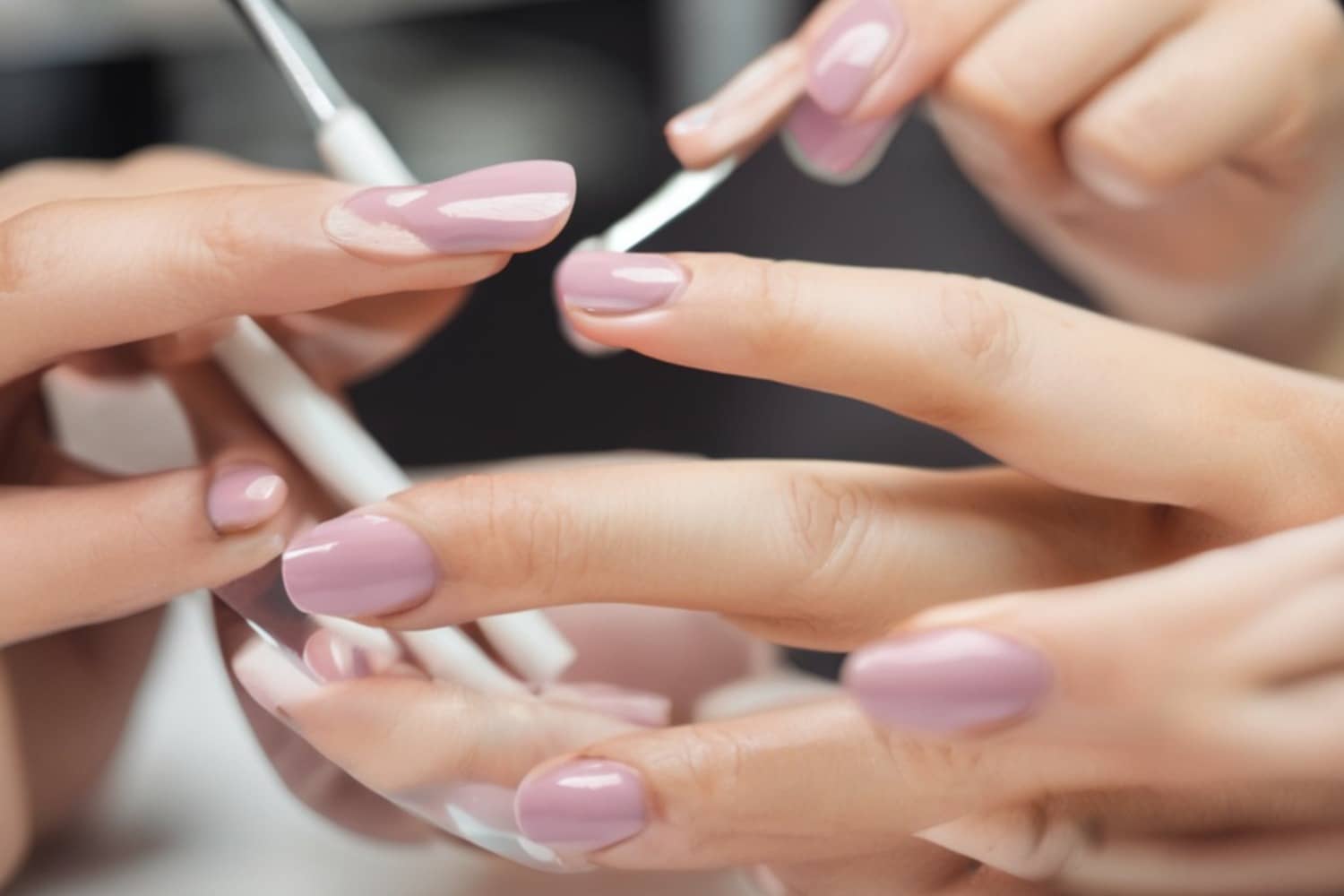 how much does it cost to get your nails done at the salon